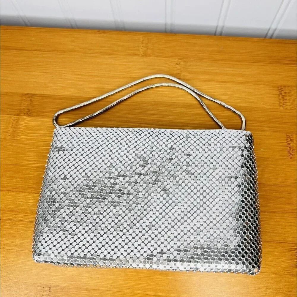 Vintage Silver Metal Mesh Wristlet Purse Clutch Art Deco Bag by Accessoires